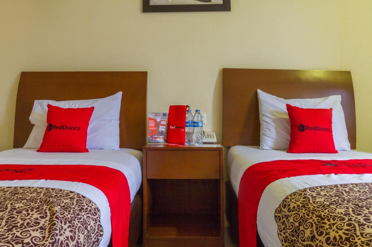 Reddoorz @ Paskal Hyper Square Hotel Bandung Exterior photo